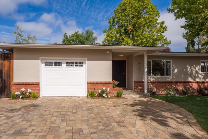 Property Photo:  915 7th Avenue  CA 94063 