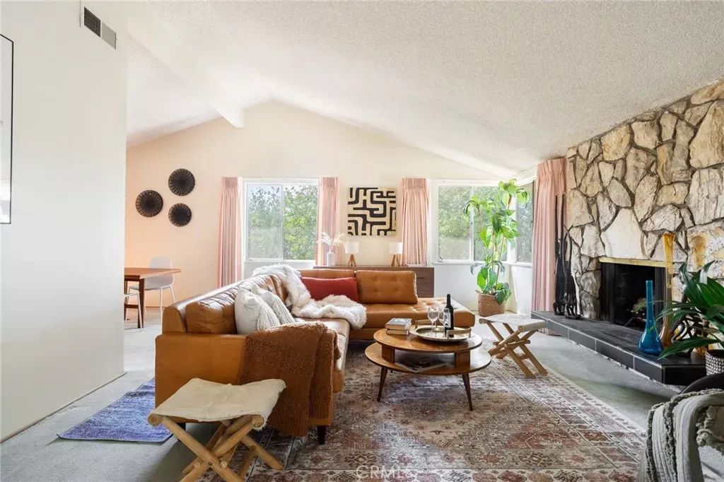 Property Photo: 2020 Liliano CA 91024