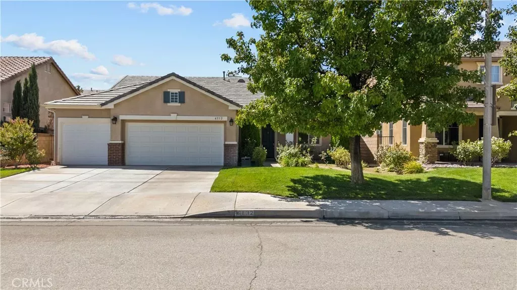 Property Photo: 6132 W Avenue K6 CA 93536