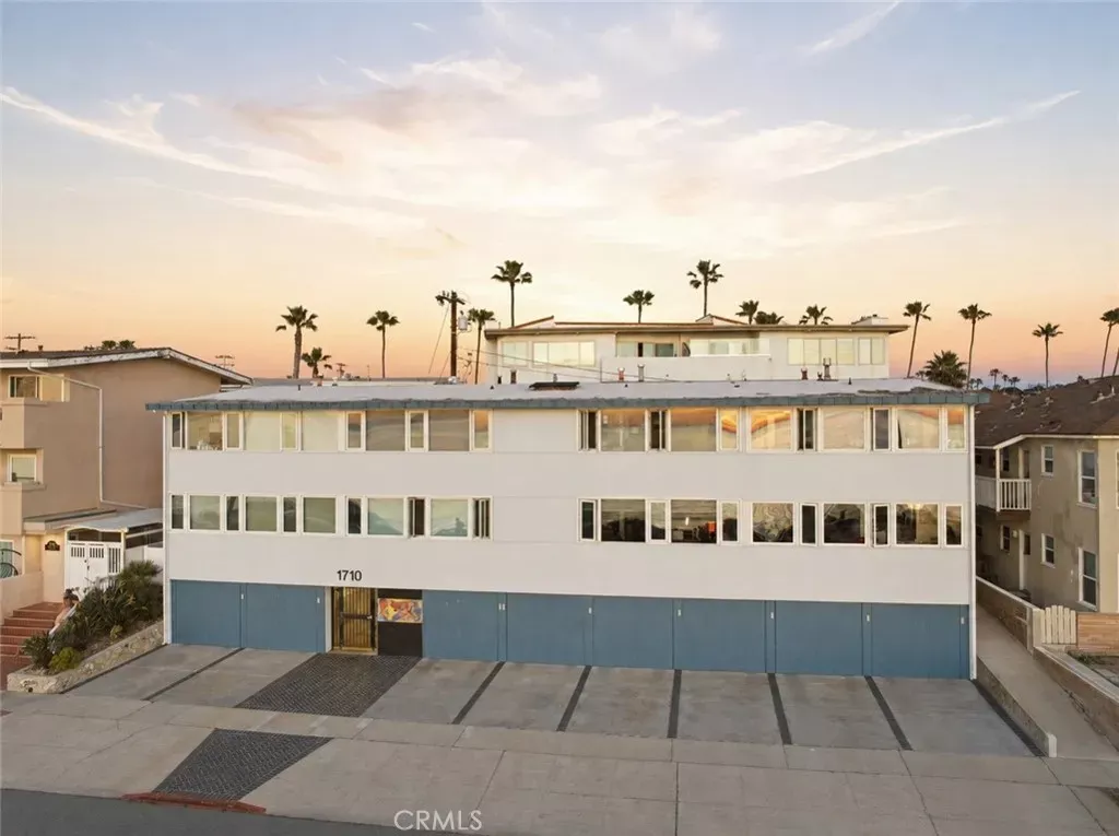 Property Photo: 1710 Esplanade CA 90277