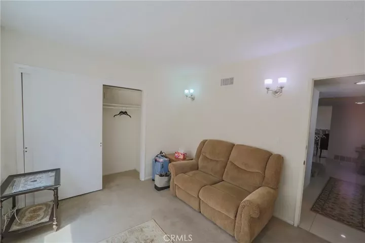 Property Photo:  720 Pepper Tree  CA 90815 