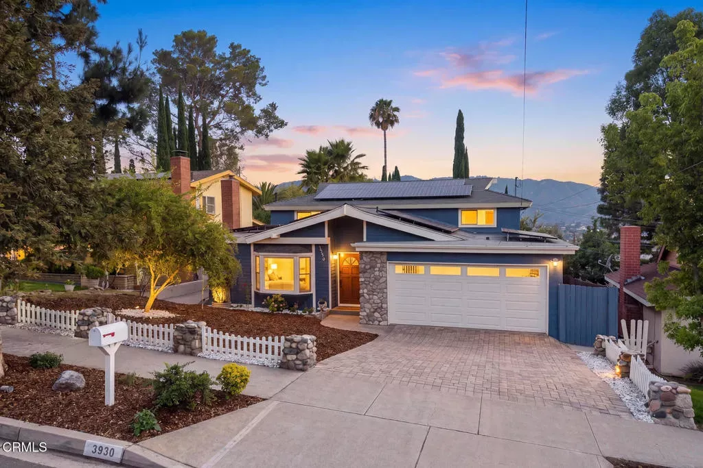 Property Photo: 3930 Burritt Way CA 91214
