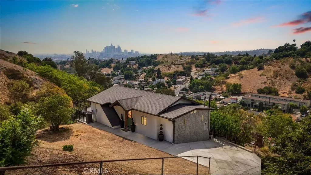 Property Photo: 4112 Telluride CA 90031