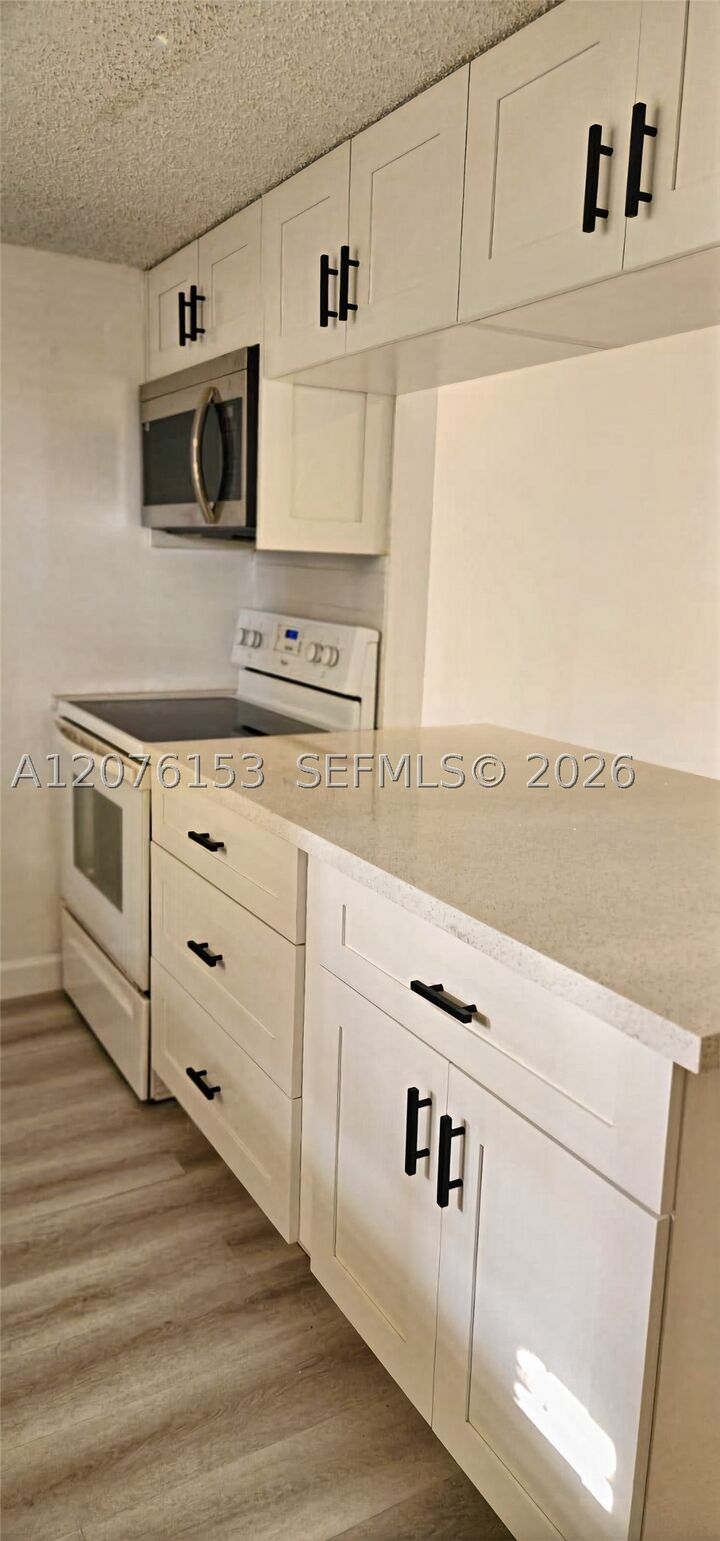 Property Photo: 6339 La Costa Dr B FL 33433