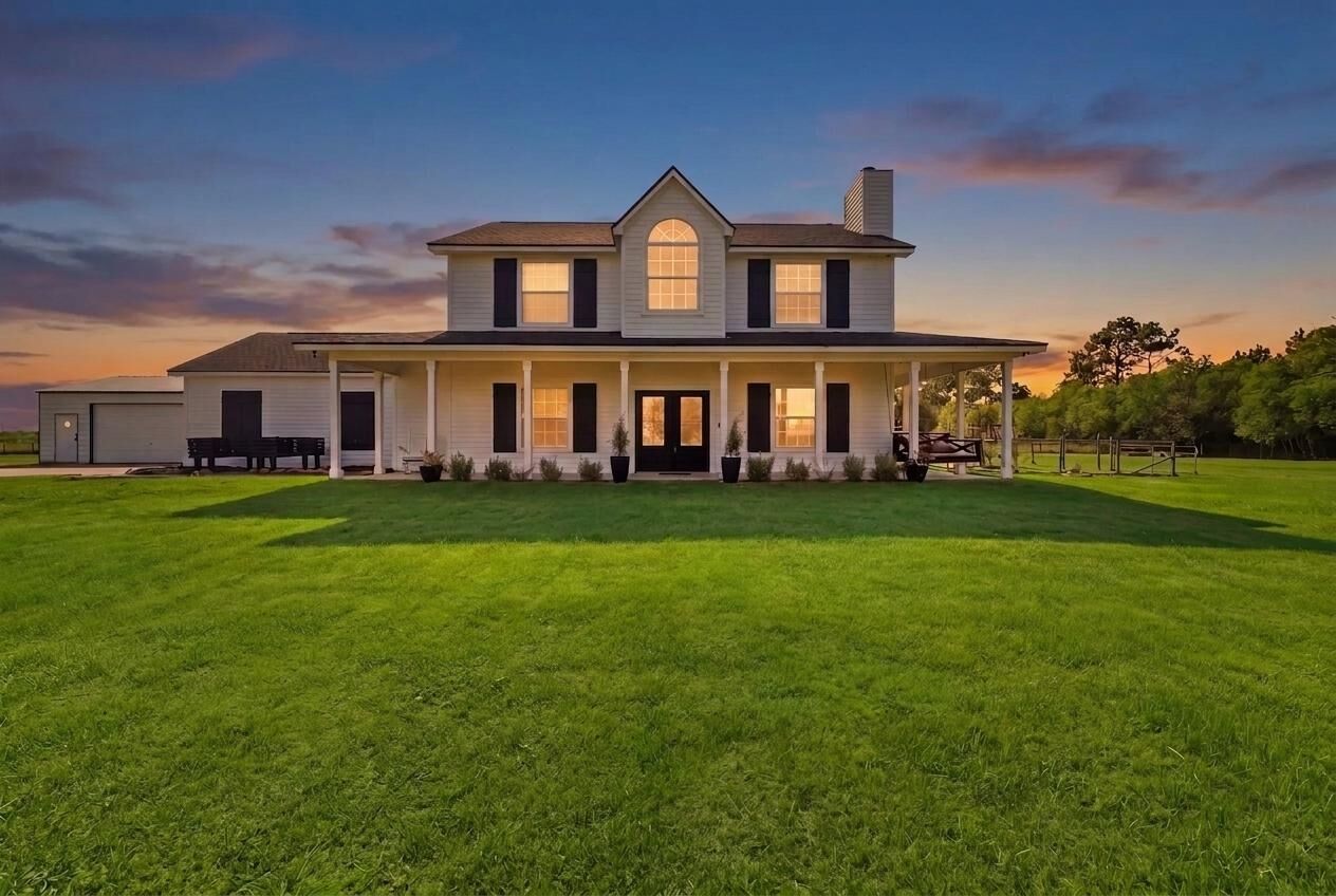 Property Photo: 4560 McDermand Rd TX 77613