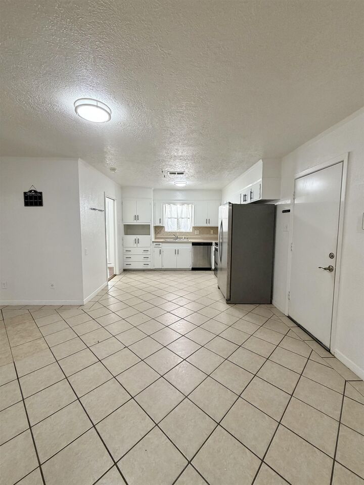 Property Photo: 4690 Fieldwood TX 77706