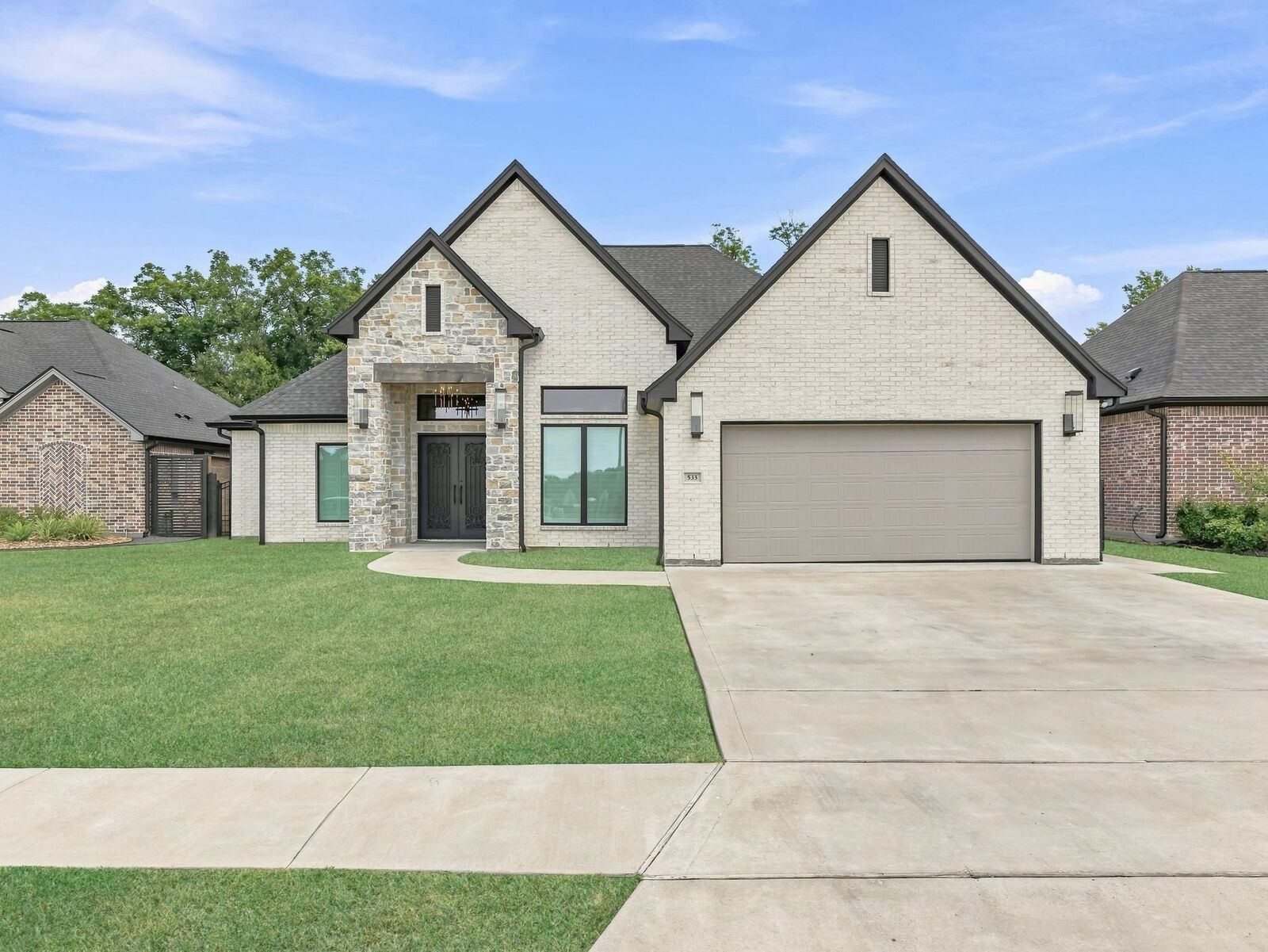 Property Photo: 533 Harbor Lane TX 77651