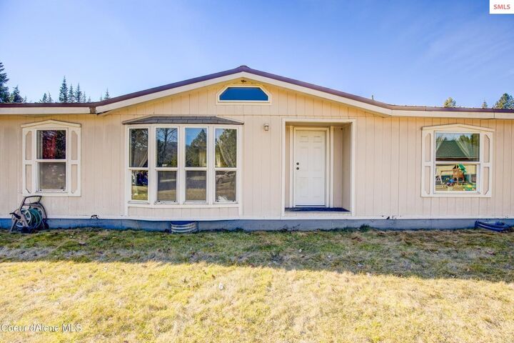 Property Photo: 198 Eastside Rd ID 83856