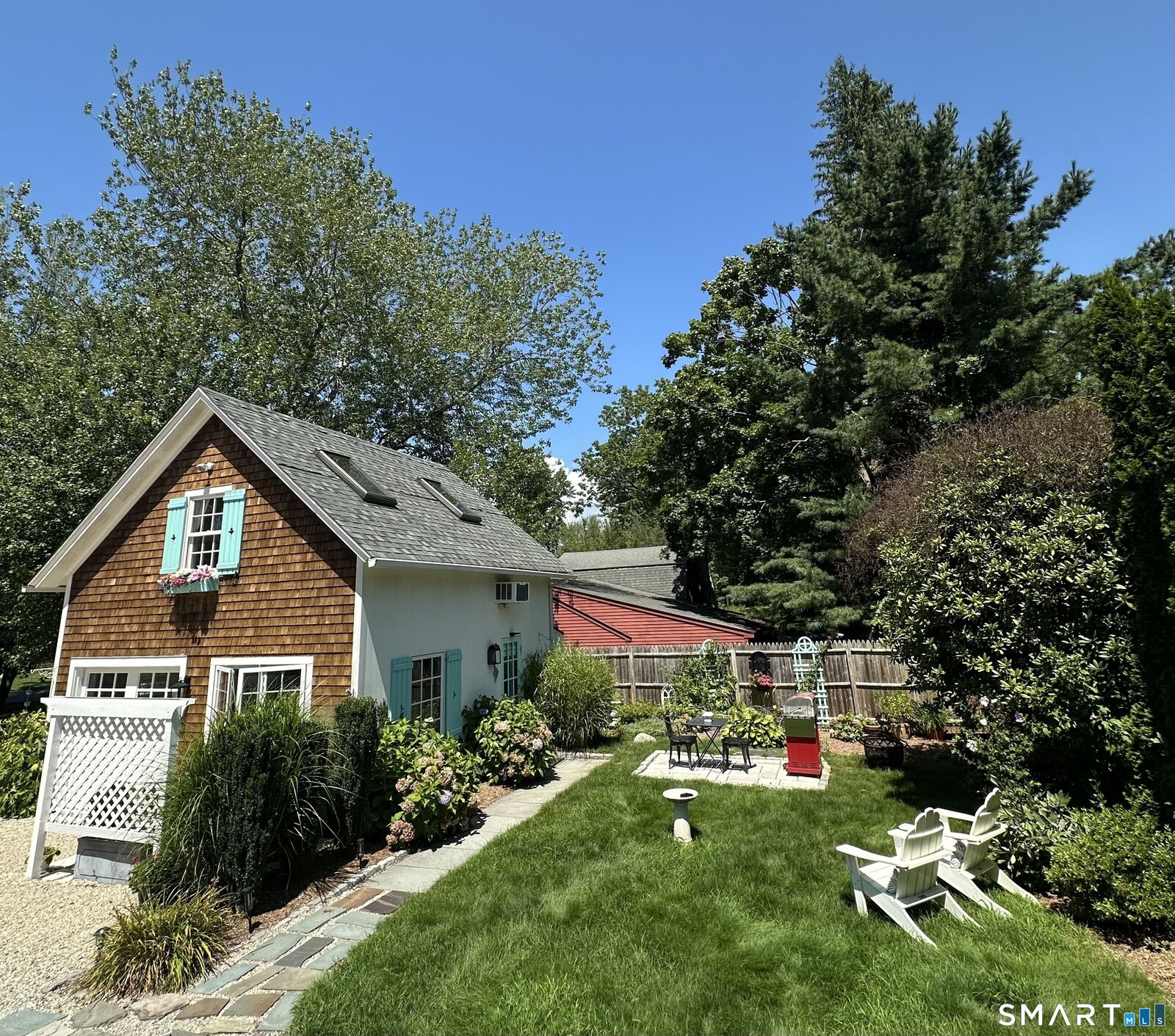 Property Photo:  53 Liberty Street A  CT 06443 