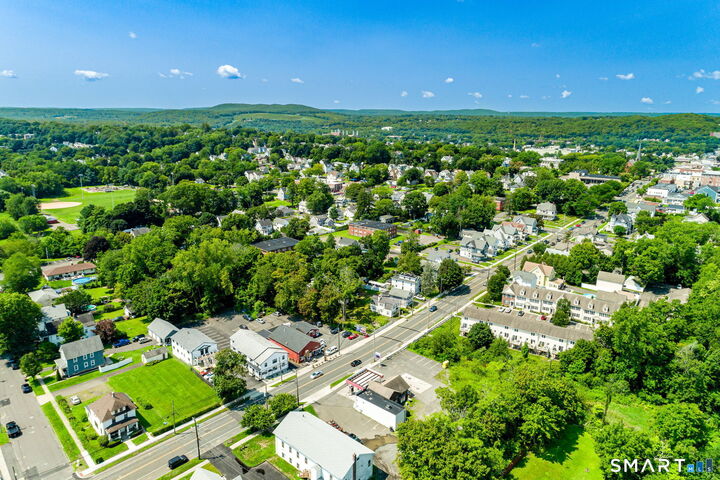 Property Photo:  530 Center Street C3  CT 06492 