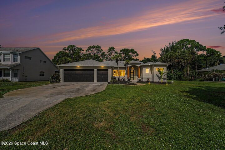 Property Photo:  671 Hurst Road NE  FL 32907 