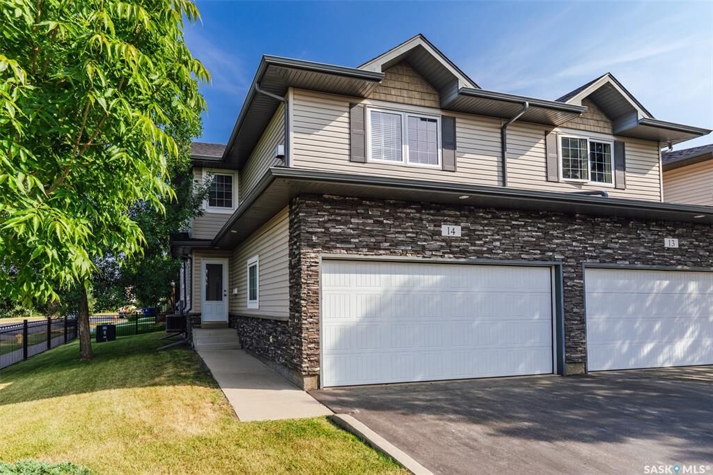 Property Photo:  110 Dulmage Crescent 14  SK S7T 0C7 