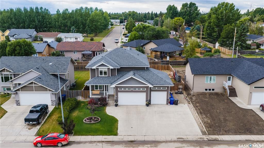 Property Photo:  96 101st Street  SK S0K 2A0 