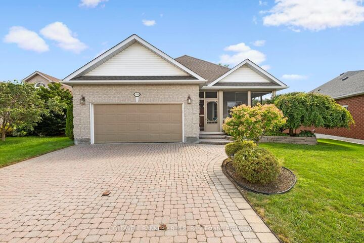 Photo de la propriété:  1188 Alder Road E  ON K9A 5S3 
