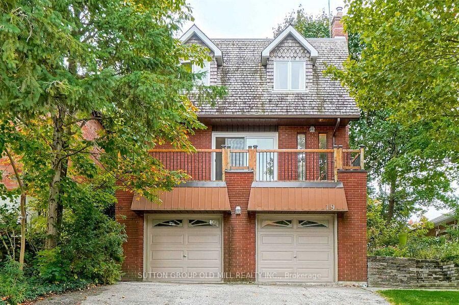Property Photo: 19 Cardell Avenue ON M9N 1S4
