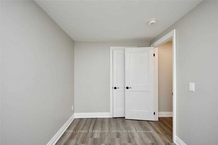 Photo de la propriété:  192 Wellington Street E Lower  ON L4M 2C8 