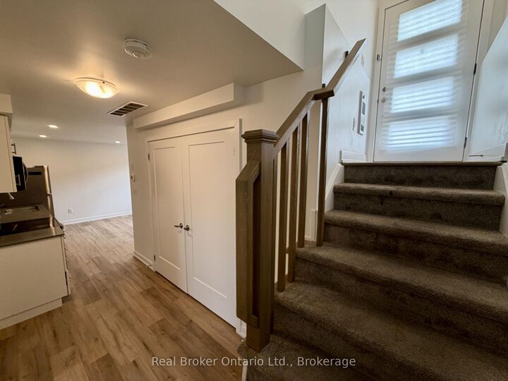 Property Photo:  4263 Fourth Avenue 613  ON L2E 0C2 