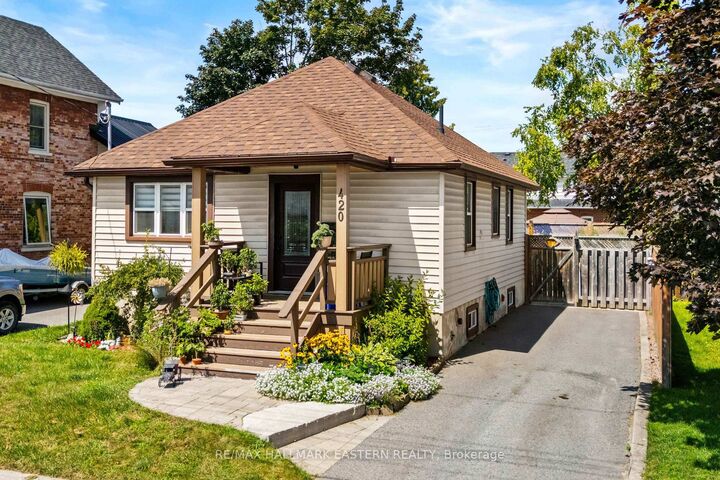 Property Photo: 420 Edison Avenue ON K9J 4G3