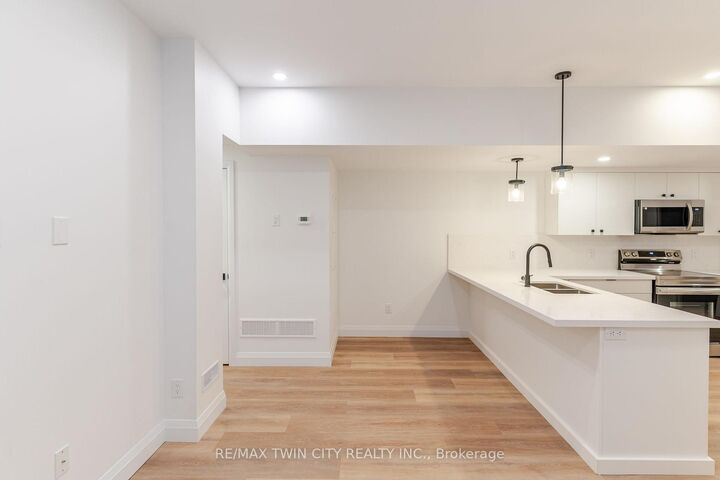 Property Photo:  825 Stirling Avenue S 4  ON N2M 3K4 