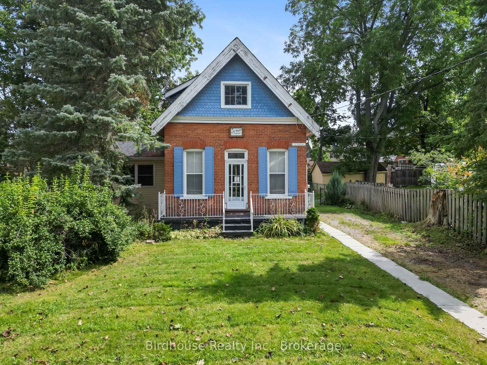 Property Photo:  12 Mill Street  ON K9V 2K8 