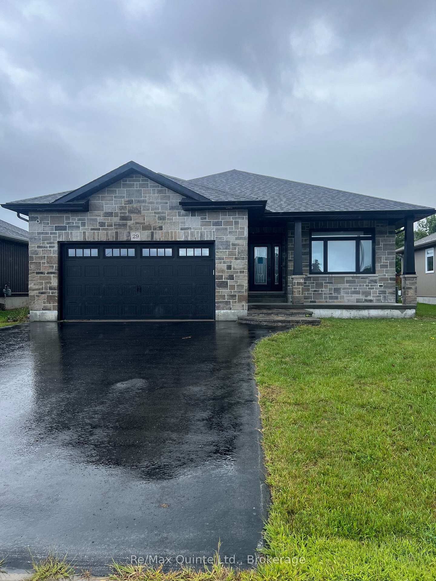 Property Photo: 29 Gavin Crescent ON K8V 0H2