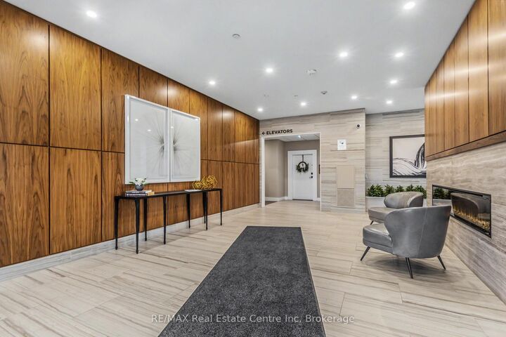 Property Photo: 1878 Gordon Street 401 ON N1L 0P4