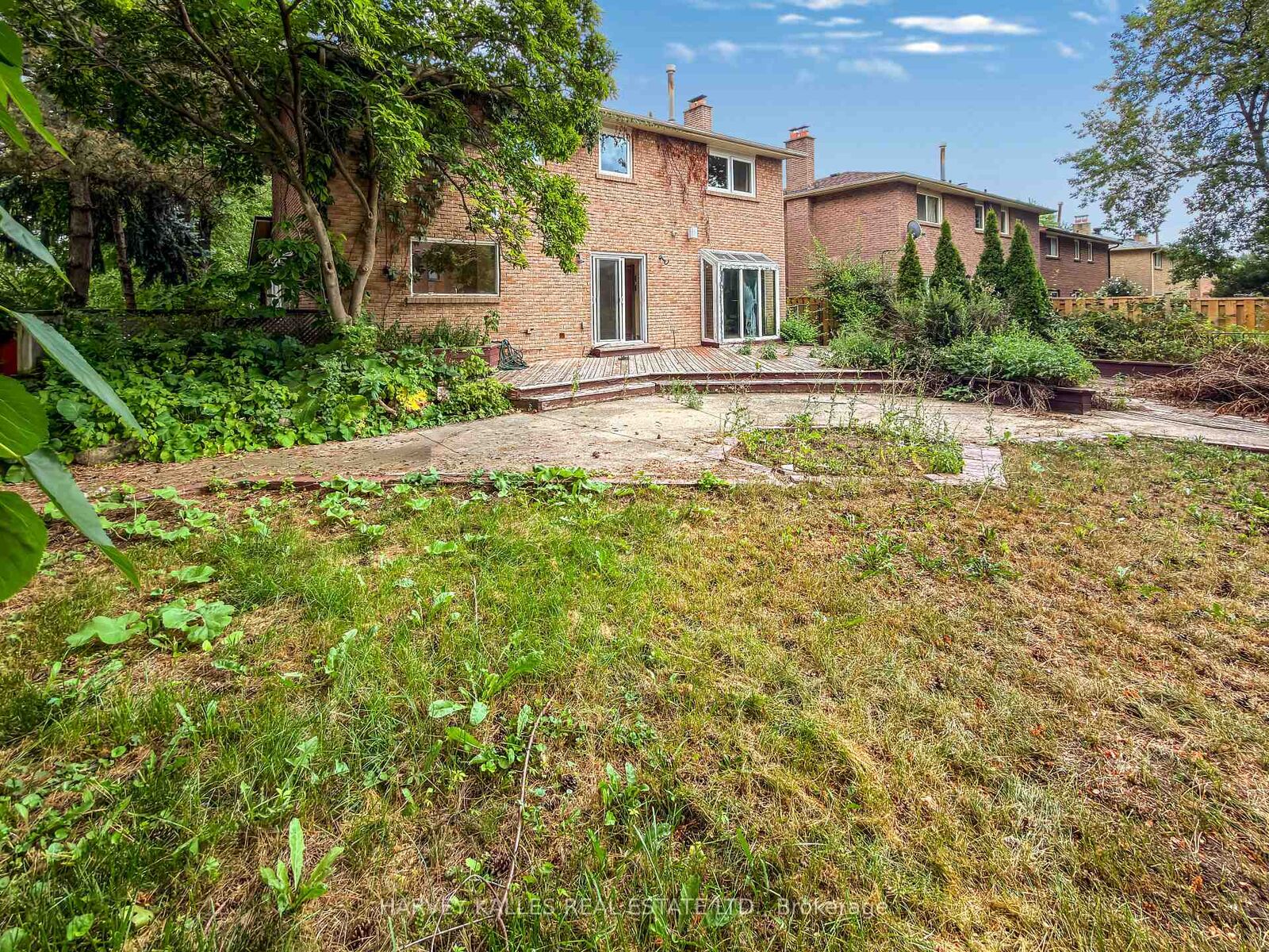 Property Photo:  54 Aileen Road  ON L3T 5T1 
