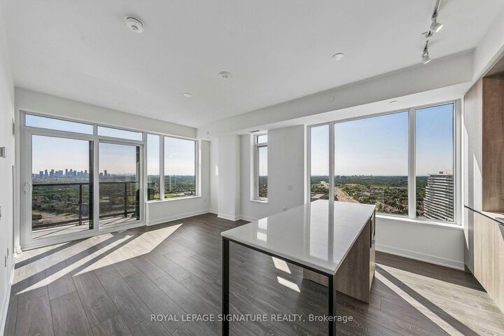 Property Photo:  2495 Eglinton Avenue W 2403  ON L5M 2T2 