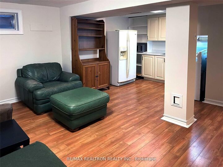 Property Photo: 20 McNairn Court Bsmt ON L4C 5X1