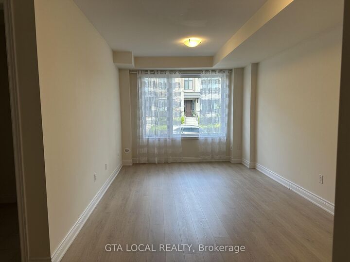 Property Photo:  5 Aylin Crescent  ON L6A 4Z8 