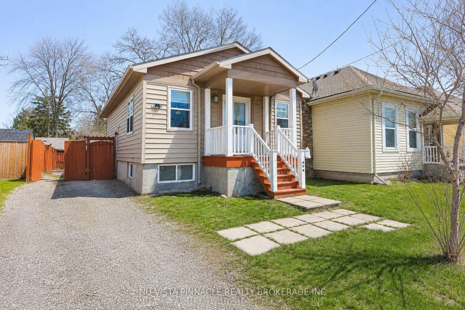 Property Photo:  434 Egerton Street  ON N5W 3Z4 