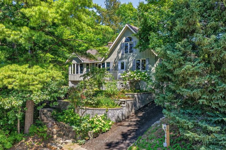 Property Photo:  40 Entrance Drive  ON P1L 1H2 