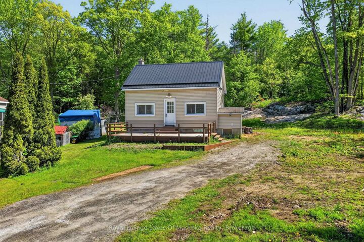 Property Photo:  1018 Sniders Bay Road  ON P1P 1R2 