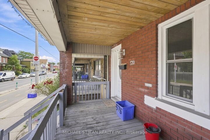 Property Photo:  570 Cannon Street  ON L8L 2G4 