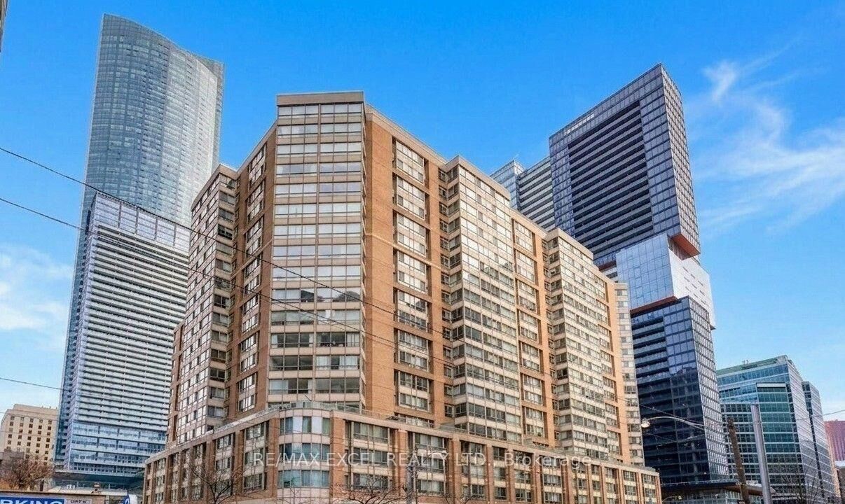 Property Photo:  711 Bay Street 714  ON M5G 2J8 