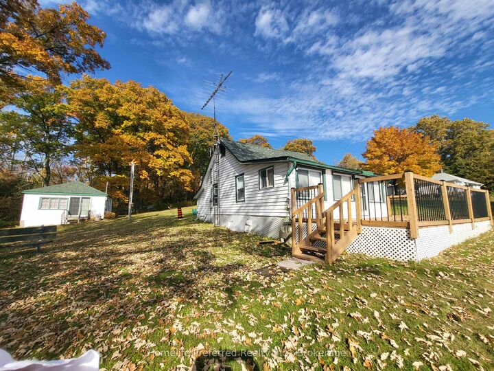 Property Photo: 80 Ivey Lane ON K0L 2G0