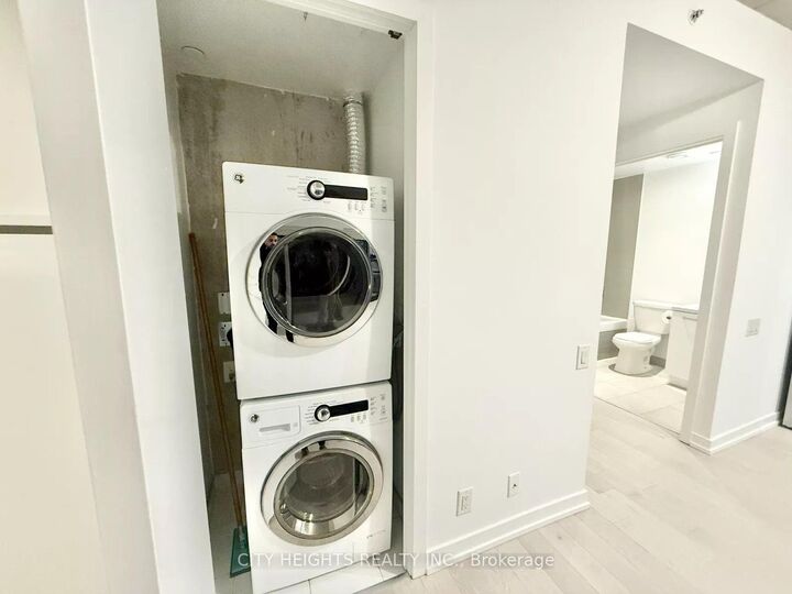 Property Photo:  11 Charlotte Street 705  ON M5V 2H5 