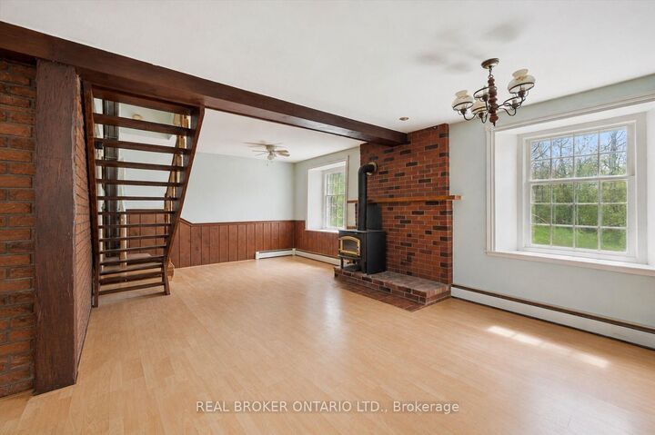 Property Photo: 36 Elgin Street E ON N0B 1N0