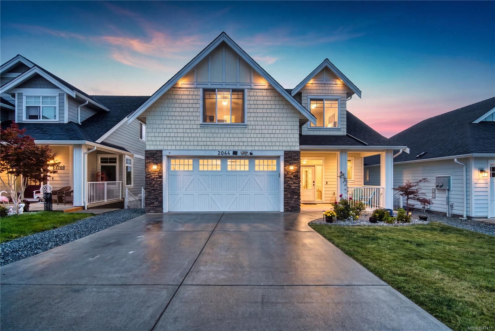 Property Photo: 2044 Mountain Vista Dr BC V9T 0L4