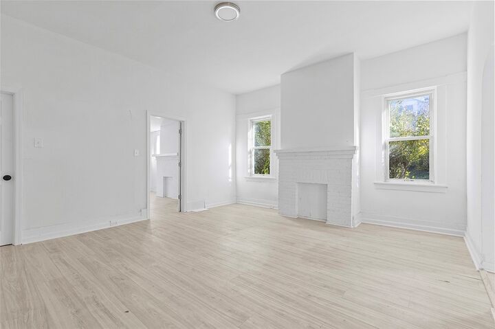 Property Photo:  258 E Warrington Ave  PA 15210 
