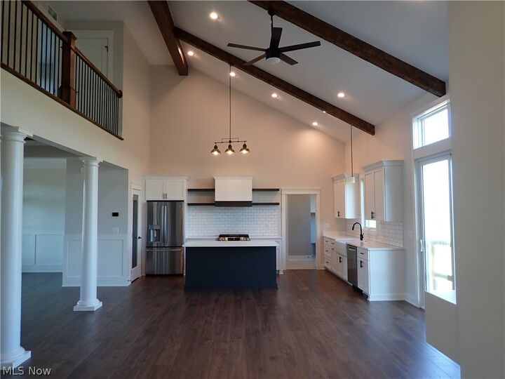 Property Photo: 3071 Meadow Creek Drive OH 44202