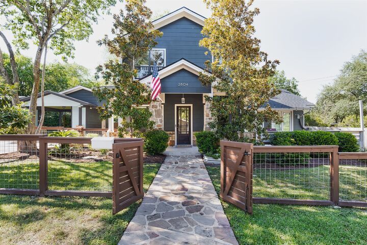 Property Photo:  2804 Wilson Street B  TX 78704 