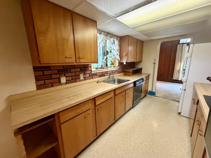 Property Photo:  9600 U.s. 9  NY 12921 