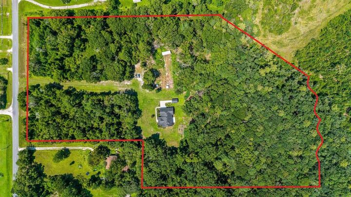 Property Photo:  7848 181st Way  FL 32091 