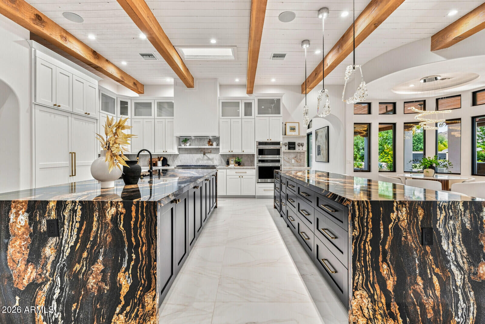 Property Photo: 6700 E Malcomb Drive AZ 85253