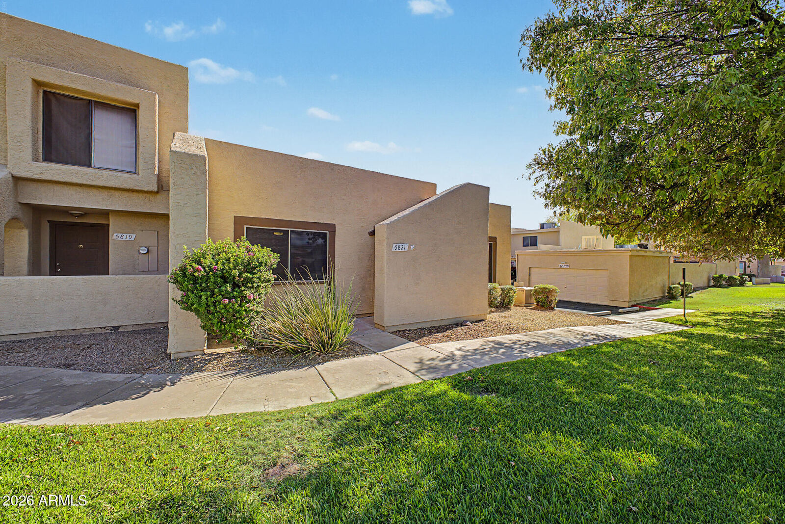 Property Photo: 5821 W Acoma Drive AZ 85306