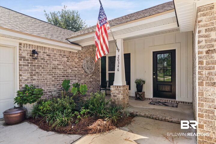 Property Photo: 20346 Heathrow Drive AL 36576