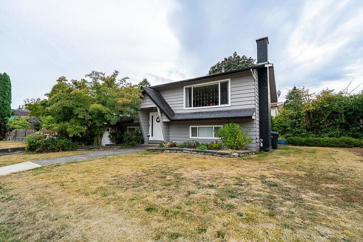 Property Photo: 3067 Newberry Street BC V3B 3J5