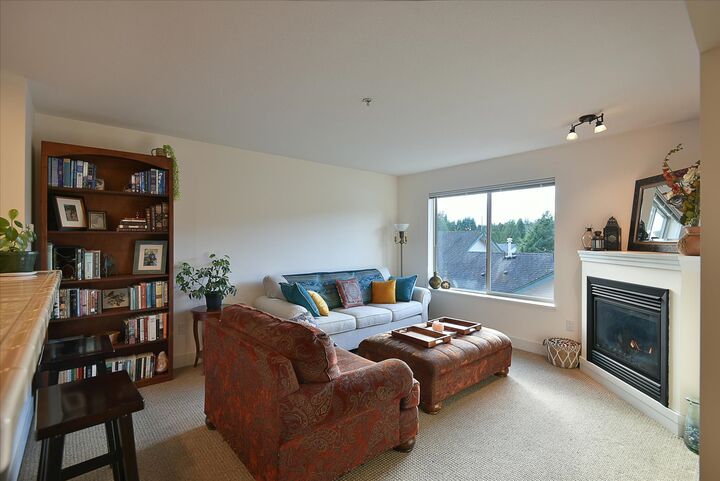 Property Photo: 5711 Ebbtide Street 303 BC V7Z 0J5