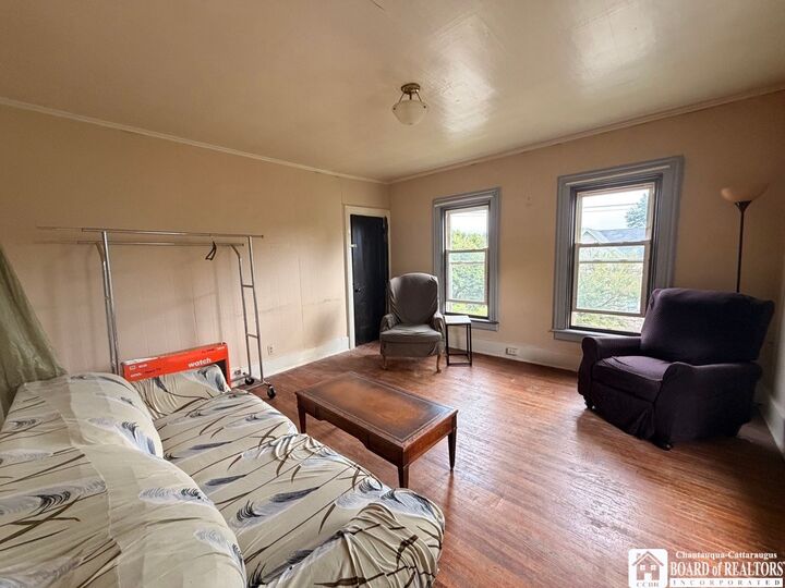 Property Photo:  1021 Newland Avenue  NY 14701 